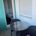 Dona Apartamento