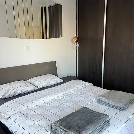 Dona Apartamento