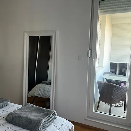 Dona Apartamento